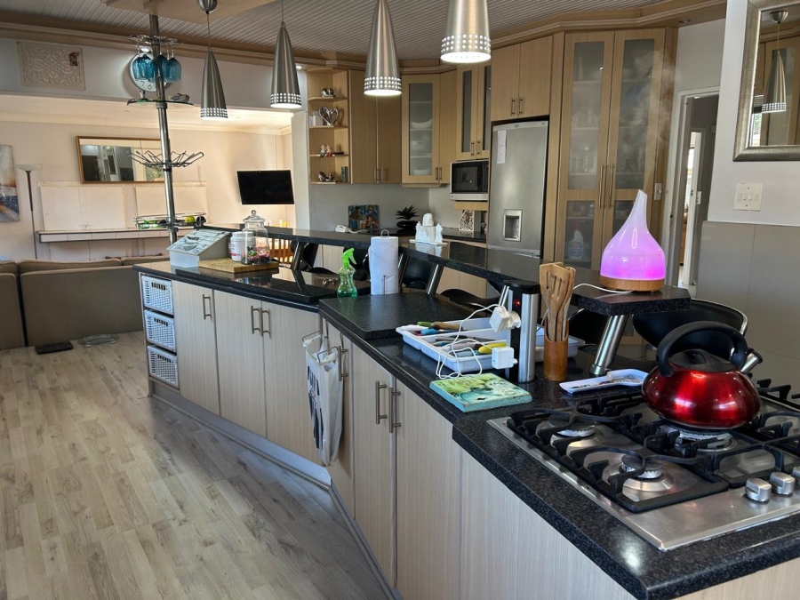 4 Bedroom Property for Sale in Azalea Park Eastern Cape